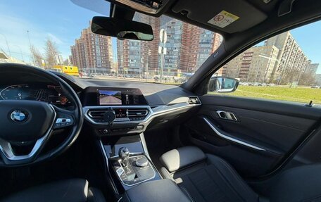 BMW 3 серия, 2021 год, 3 250 000 рублей, 11 фотография