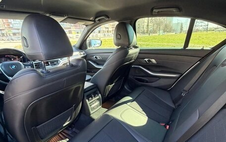 BMW 3 серия, 2021 год, 3 250 000 рублей, 12 фотография