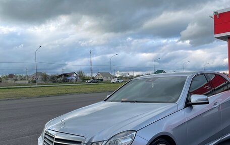 Mercedes-Benz E-Класс, 2012 год, 1 800 000 рублей, 7 фотография