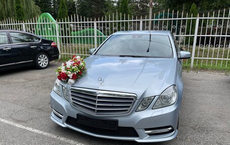 Mercedes-Benz E-Класс, 2012 год, 1 800 000 рублей, 2 фотография