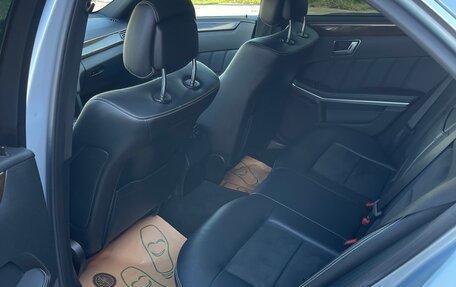 Mercedes-Benz E-Класс, 2012 год, 1 800 000 рублей, 13 фотография