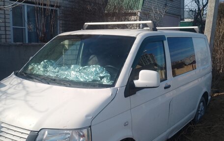 Volkswagen Transporter T5 рестайлинг, 2006 год, 530 000 рублей, 1 фотография