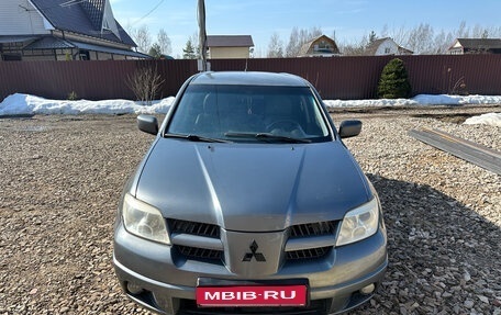 Mitsubishi Outlander III рестайлинг 3, 2005 год, 395 000 рублей, 1 фотография