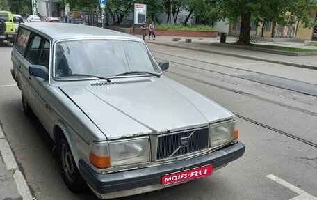 Volvo 240 Series, 1984 год, 150 000 рублей, 1 фотография