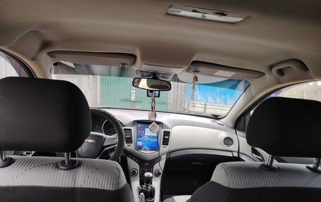 Chevrolet Cruze II, 2011 год, 600 000 рублей, 6 фотография