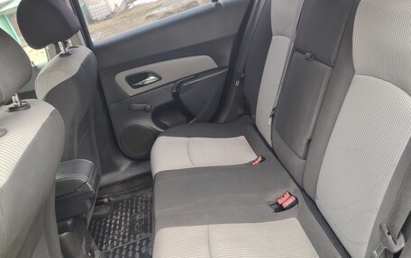 Chevrolet Cruze II, 2011 год, 600 000 рублей, 5 фотография