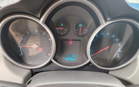 Chevrolet Cruze II, 2011 год, 600 000 рублей, 4 фотография