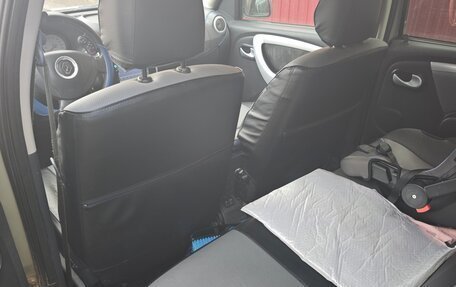 Renault Sandero I, 2010 год, 550 000 рублей, 4 фотография