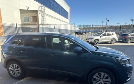 Peugeot 5008 II, 2018 год, 1 690 000 рублей, 6 фотография