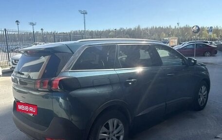 Peugeot 5008 II, 2018 год, 1 690 000 рублей, 4 фотография
