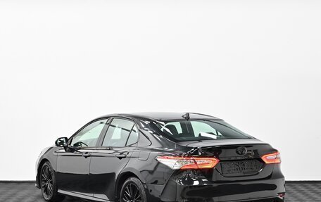 Toyota Camry, 2018 год, 2 449 000 рублей, 4 фотография