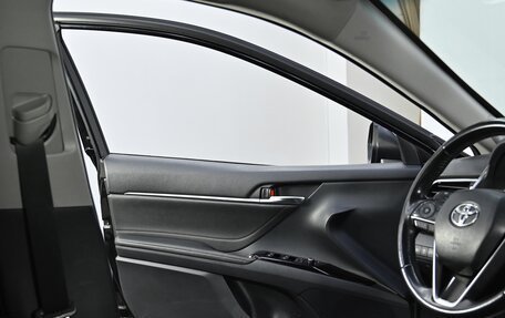 Toyota Camry, 2018 год, 2 449 000 рублей, 14 фотография