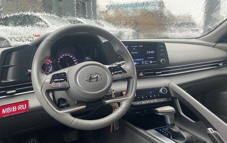 Hyundai Elantra, 2021 год, 2 248 000 рублей, 9 фотография