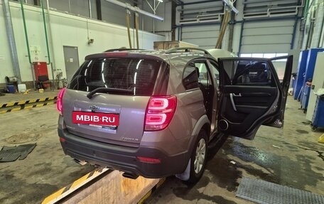 Chevrolet Captiva I, 2014 год, 1 070 000 рублей, 2 фотография