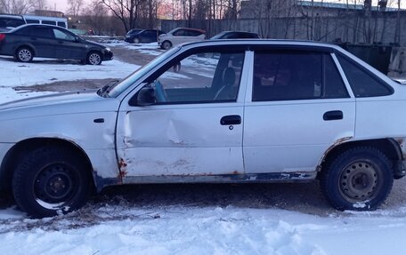 Daewoo Nexia I рестайлинг, 2008 год, 20 000 рублей, 3 фотография