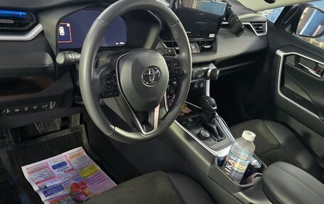 Toyota RAV4, 2025 год, 4 650 000 рублей, 4 фотография