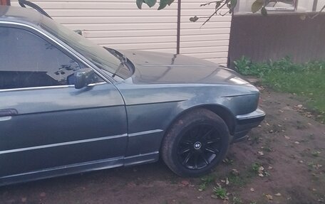 BMW 5 серия, 1993 год, 70 000 рублей, 2 фотография