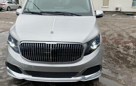 Mercedes-Benz V-Класс, 2019 год, 3 100 000 рублей, 2 фотография