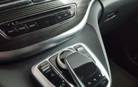 Mercedes-Benz V-Класс, 2019 год, 3 100 000 рублей, 3 фотография