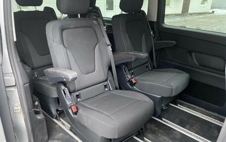 Mercedes-Benz V-Класс, 2019 год, 3 100 000 рублей, 12 фотография