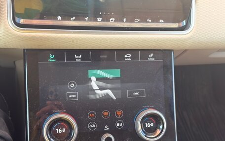 Land Rover Range Rover Velar I, 2018 год, 2 700 000 рублей, 4 фотография