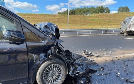 Mercedes-Benz V-Класс, 2019 год, 1 500 000 рублей, 2 фотография