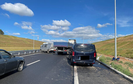 Mercedes-Benz V-Класс, 2019 год, 1 500 000 рублей, 11 фотография