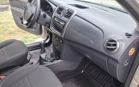 Renault Sandero II рестайлинг, 2017 год, 545 000 рублей, 11 фотография