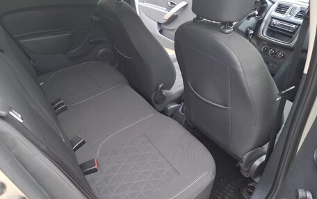 Renault Sandero II рестайлинг, 2017 год, 545 000 рублей, 24 фотография