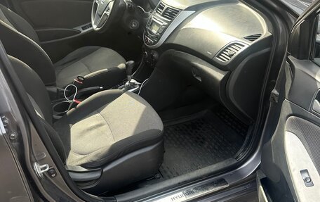 Hyundai Solaris II рестайлинг, 2011 год, 470 000 рублей, 6 фотография