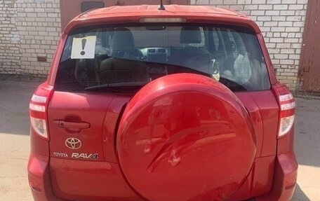 Toyota RAV4, 2011 год, 990 000 рублей, 6 фотография