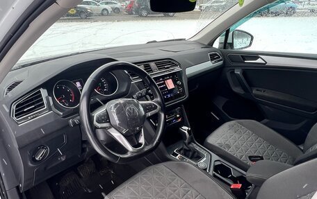 Volkswagen Tiguan II, 2021 год, 2 199 999 рублей, 9 фотография