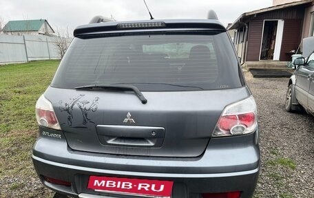 Mitsubishi Outlander III рестайлинг 3, 2007 год, 380 000 рублей, 3 фотография