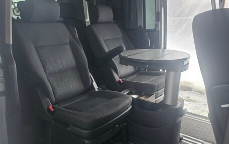 Volkswagen Multivan T5, 2006 год, 850 000 рублей, 6 фотография