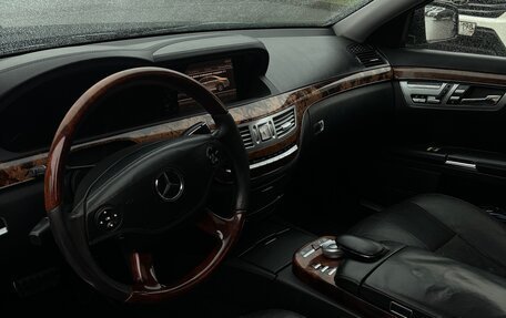 Mercedes-Benz S-Класс, 2005 год, 990 000 рублей, 8 фотография