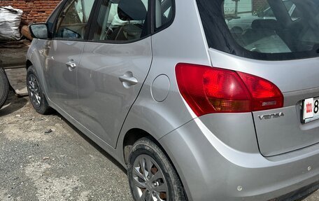 KIA Venga I, 2011 год, 350 000 рублей, 3 фотография