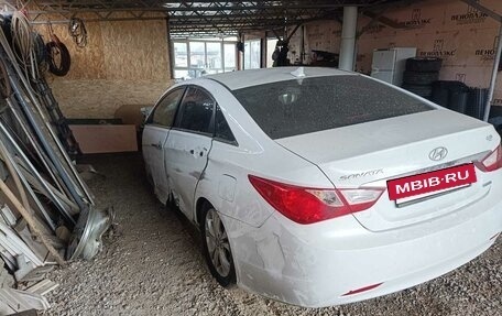 Hyundai Sonata VI, 2010 год, 350 000 рублей, 2 фотография