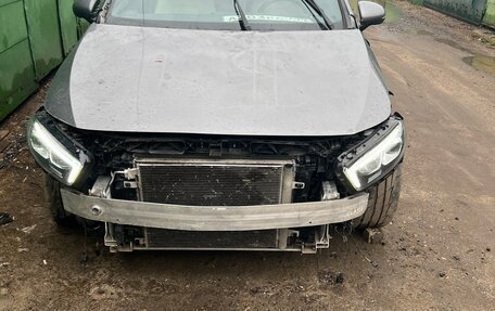 Mercedes-Benz A-Класс, 2019 год, 1 450 000 рублей, 2 фотография