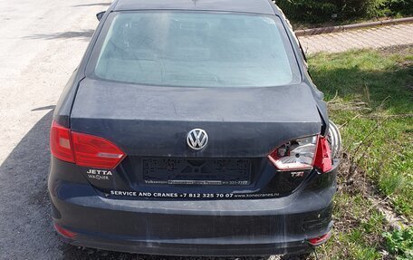 Volkswagen Jetta VI, 2011 год, 370 000 рублей, 2 фотография