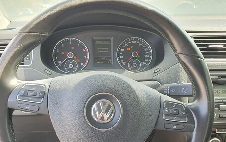 Volkswagen Jetta VI, 2011 год, 370 000 рублей, 6 фотография