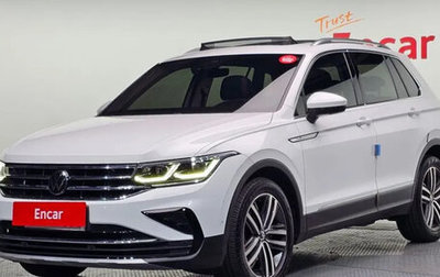 Volkswagen Tiguan II, 2022 год, 3 250 000 рублей, 1 фотография