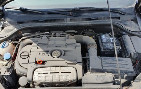 Volkswagen Jetta VI, 2011 год, 370 000 рублей, 10 фотография