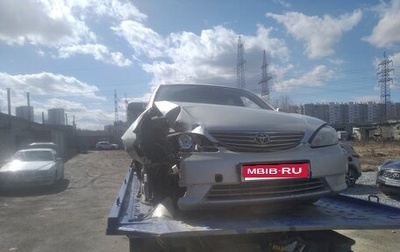 Toyota Camry V40, 2004 год, 350 000 рублей, 1 фотография
