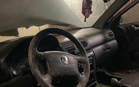 Skoda Octavia IV, 2002 год, 120 000 рублей, 1 фотография