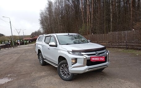 Mitsubishi L200 IV рестайлинг, 2019 год, 3 650 000 рублей, 1 фотография