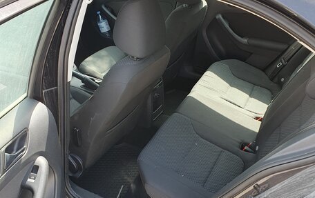 Volkswagen Jetta VI, 2011 год, 370 000 рублей, 13 фотография