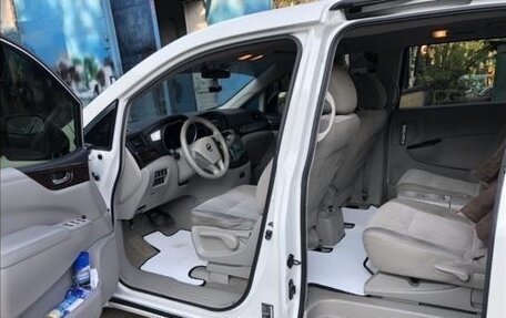Nissan Quest IV, 2012 год, 900 000 рублей, 9 фотография