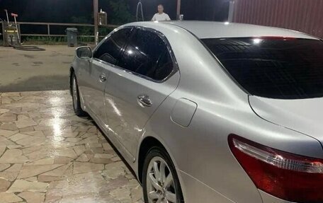 Lexus LS IV, 2006 год, 1 100 000 рублей, 2 фотография