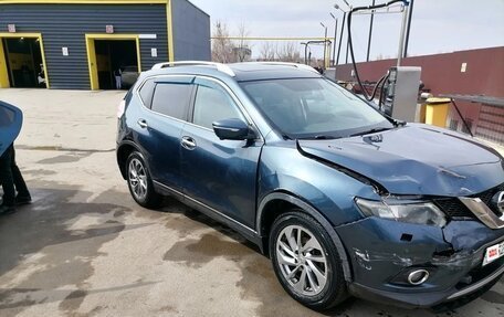 Nissan X-Trail, 2015 год, 900 000 рублей, 3 фотография