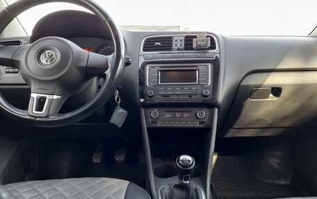 Volkswagen Polo VI (EU Market), 2014 год, 730 000 рублей, 10 фотография